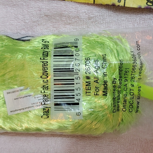 CRAZY FACE Inflatable Fuzzy Monster Green Grinning Ball-6" Inflated-NEW - Picture 6 of 7